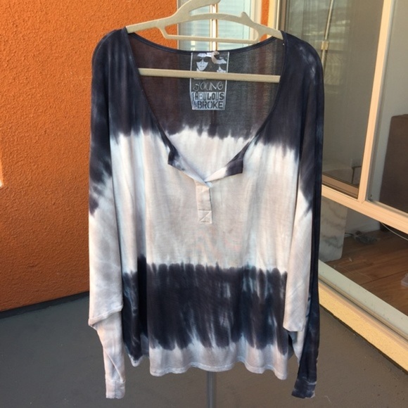 💕x3HP💕Young Fabulous & Broke Tina tie dye top - Picture 2 of 4